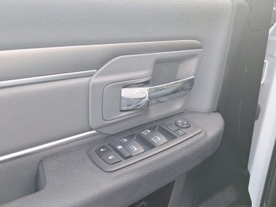 2022 RAM 1500 SLT Trabajo Crew Cab