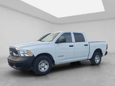 2022 RAM 1500 SLT Trabajo Crew Cab