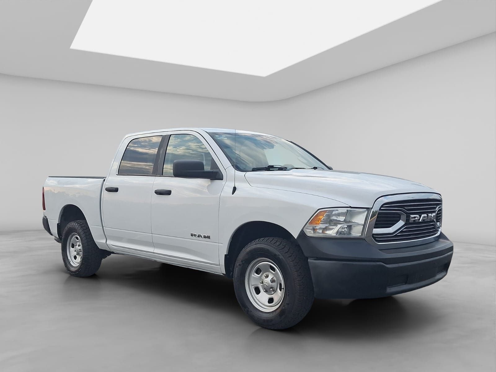 2020 RAM 1500 3.6 V6 ST Cab Regular 4x4 At