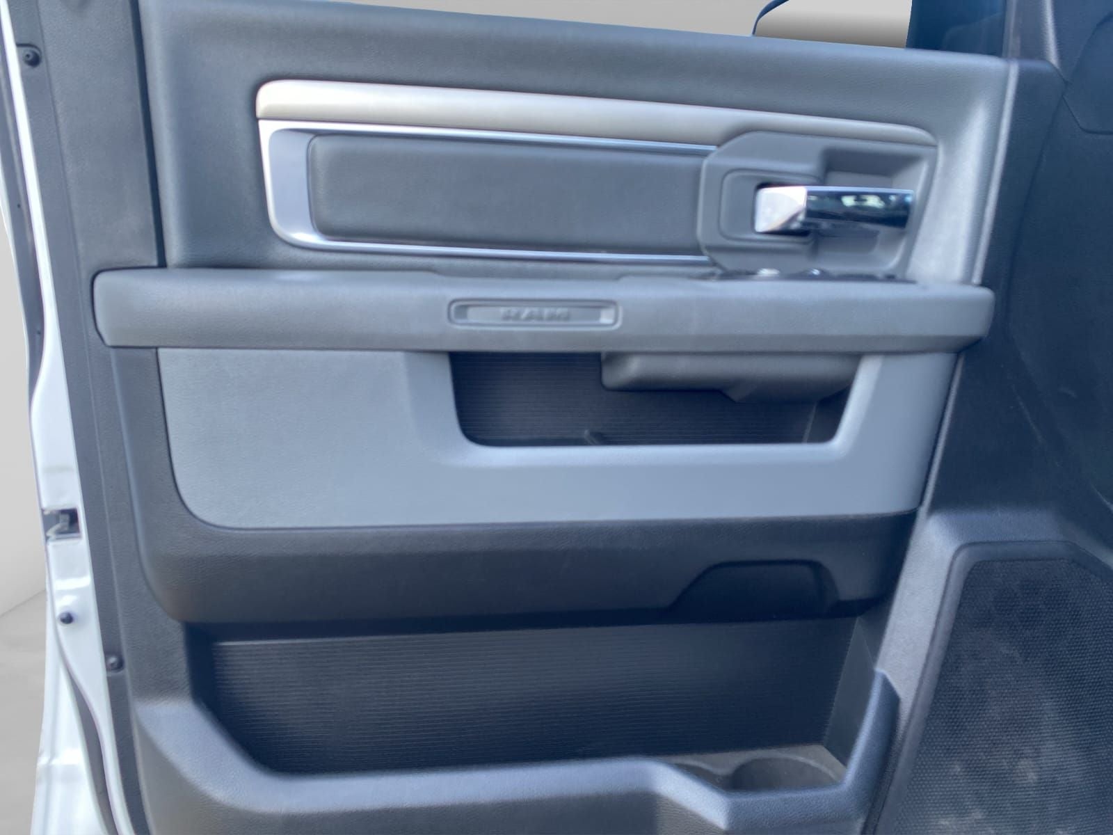 2020 RAM 1500 3.6 V6 Crew Cab SLT At