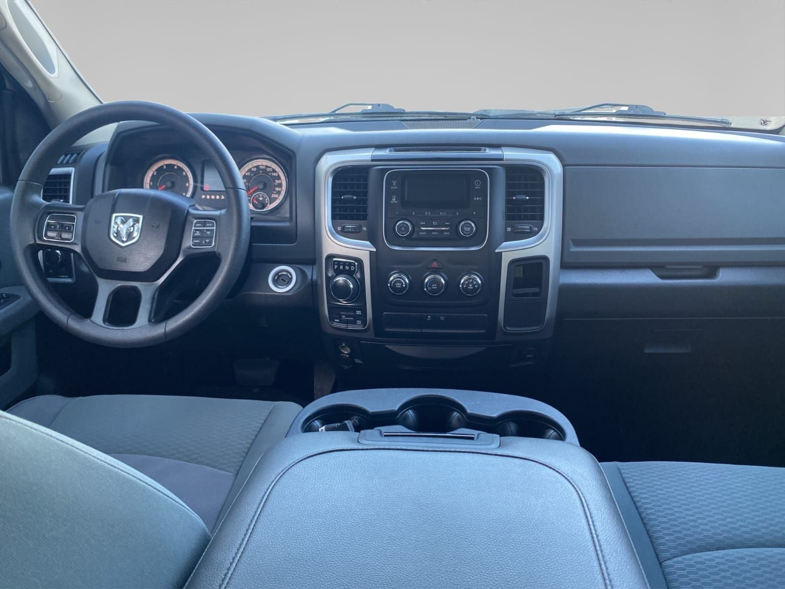 2020 RAM 1500 3.6 V6 Crew Cab SLT At
