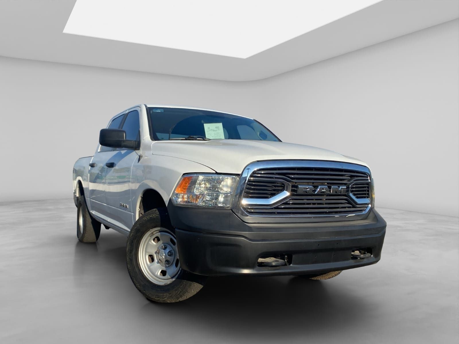 2020 RAM 1500 3.6 V6 Crew Cab SLT At