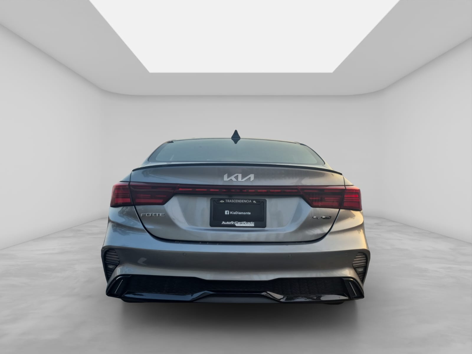2023 Kia Forte 2.0 GT Line Sedan At
