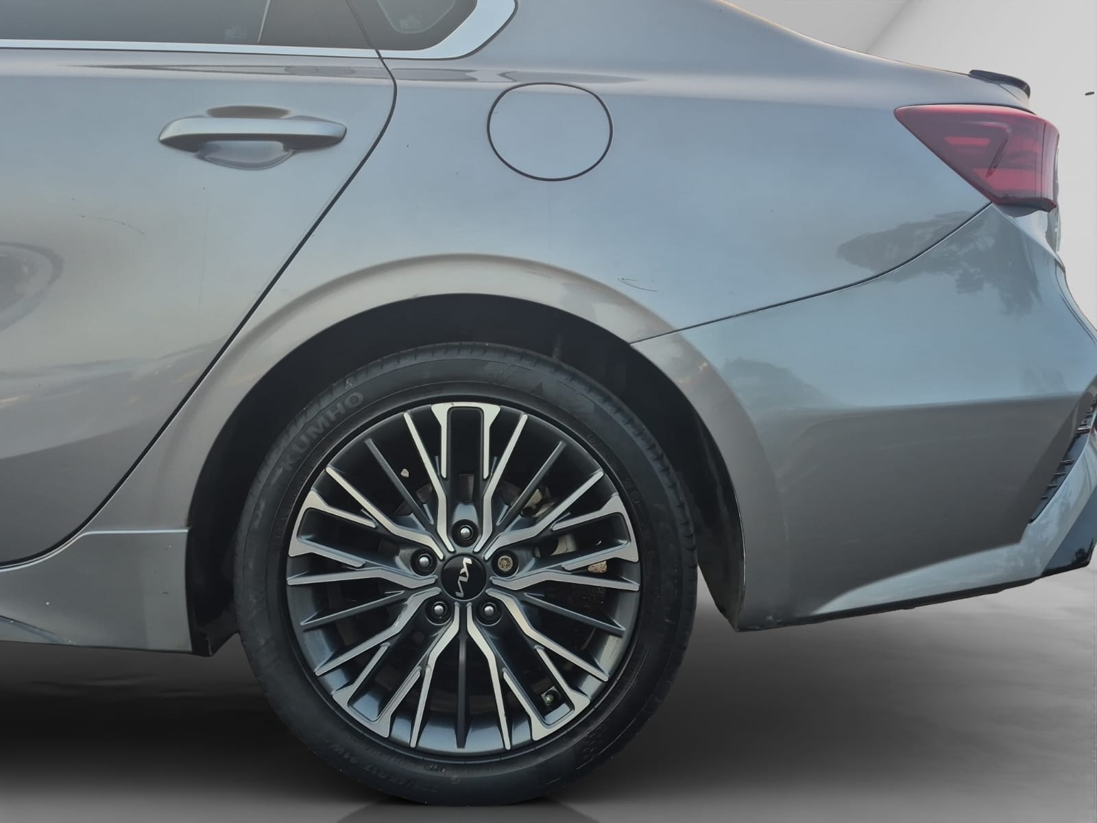 2023 Kia Forte 2.0 GT Line Sedan At