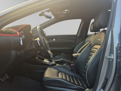 2023 Kia Forte 2.0 GT Line Sedan At