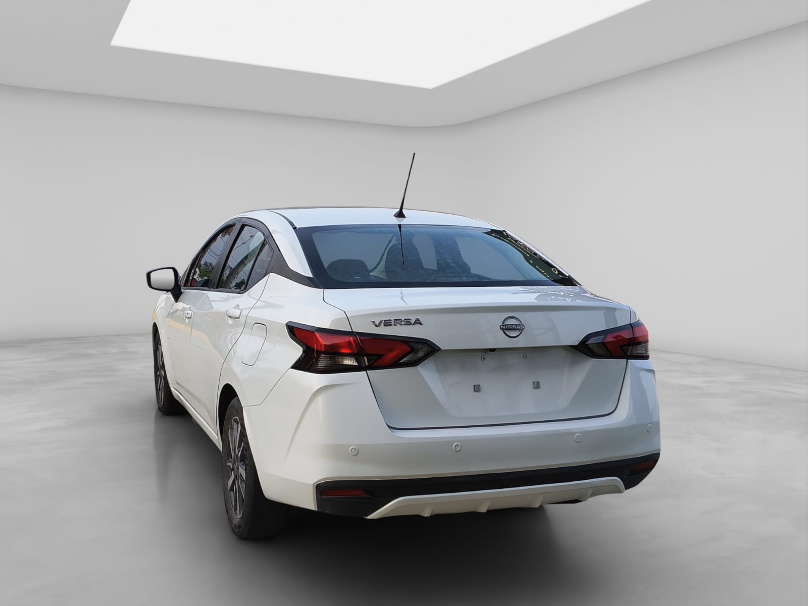 2023 Nissan Versa 1.6 Advance At