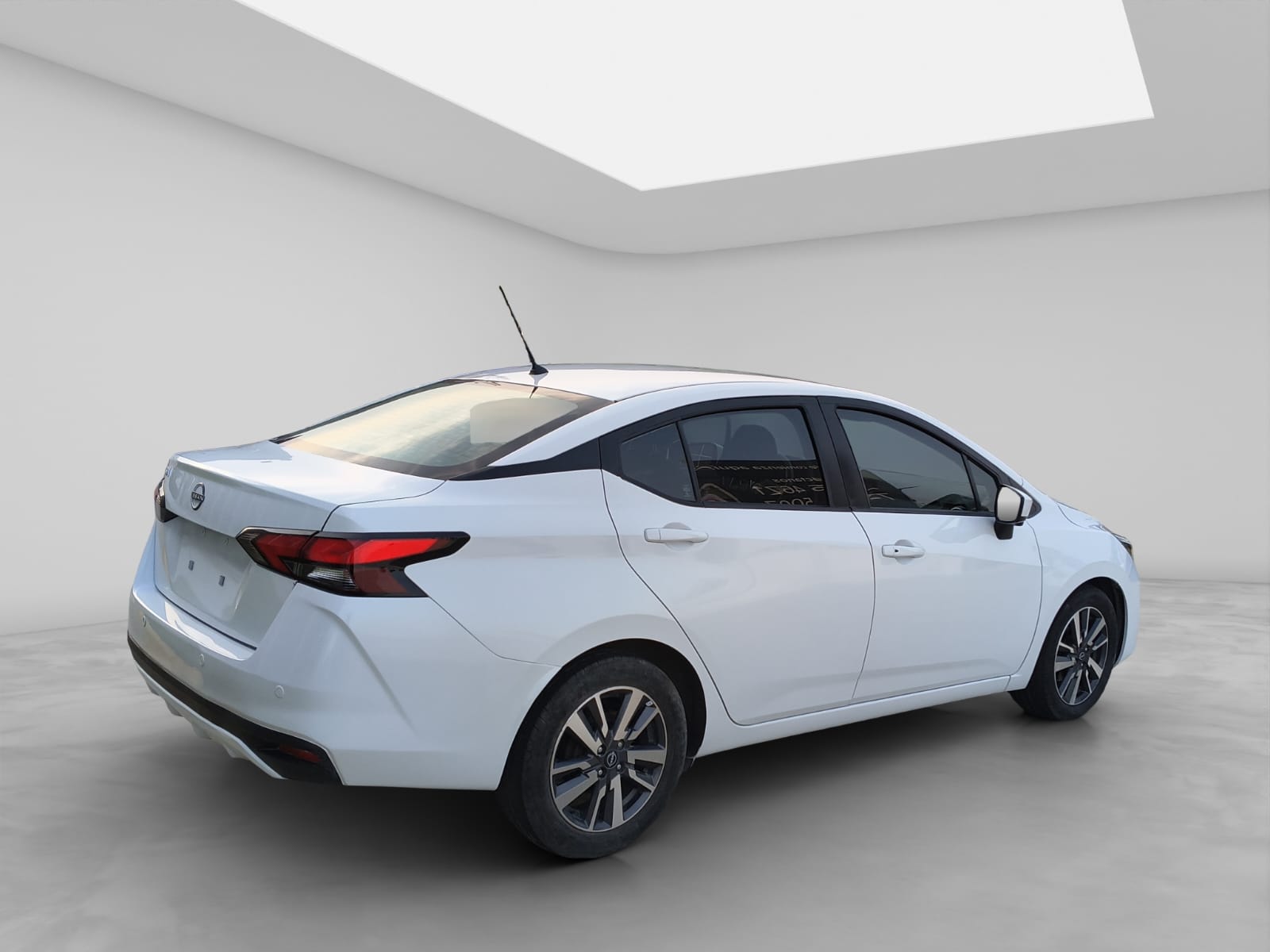 2023 Nissan Versa 1.6 Advance At
