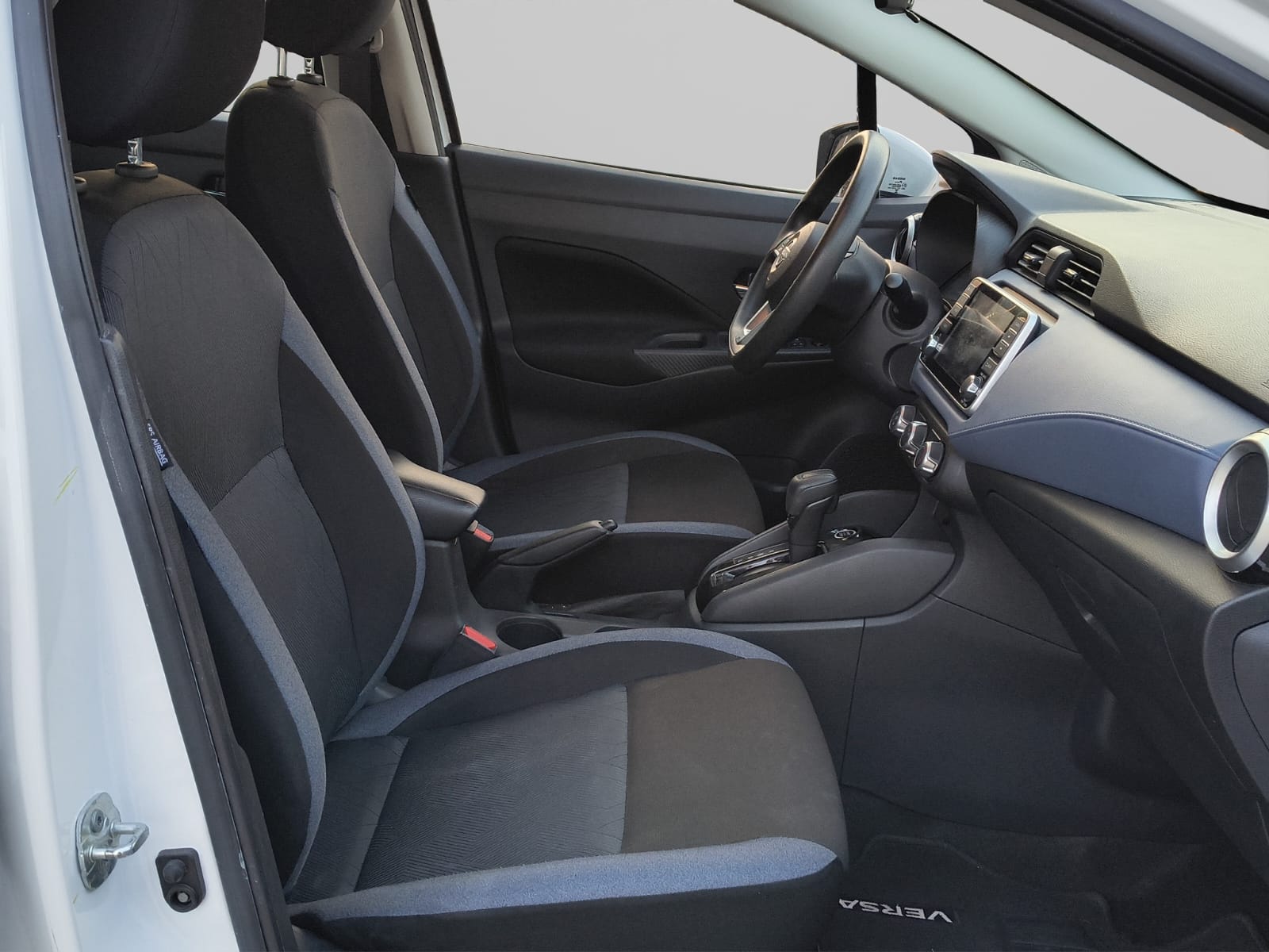2023 Nissan Versa 1.6 Advance At