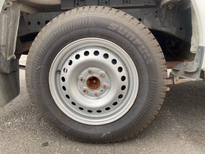 2020 Nissan NP300 2.5 Doble Cabina Se Aa Pack Seg Mt