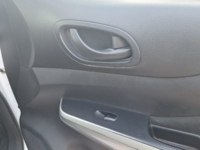 2020 Nissan NP300 2.5 Doble Cabina Se Aa Pack Seg Mt