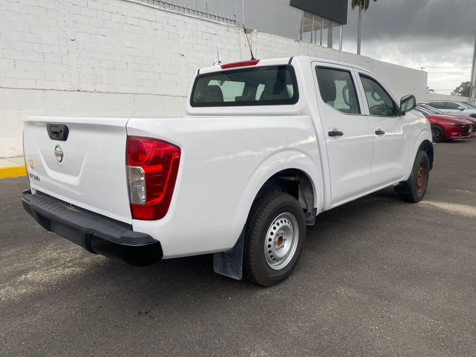 2020 Nissan NP300 2.5 Doble Cabina Se Aa Pack Seg Mt