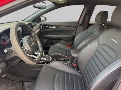 2022 Kia Forte 2.0 GT Line 4p At
