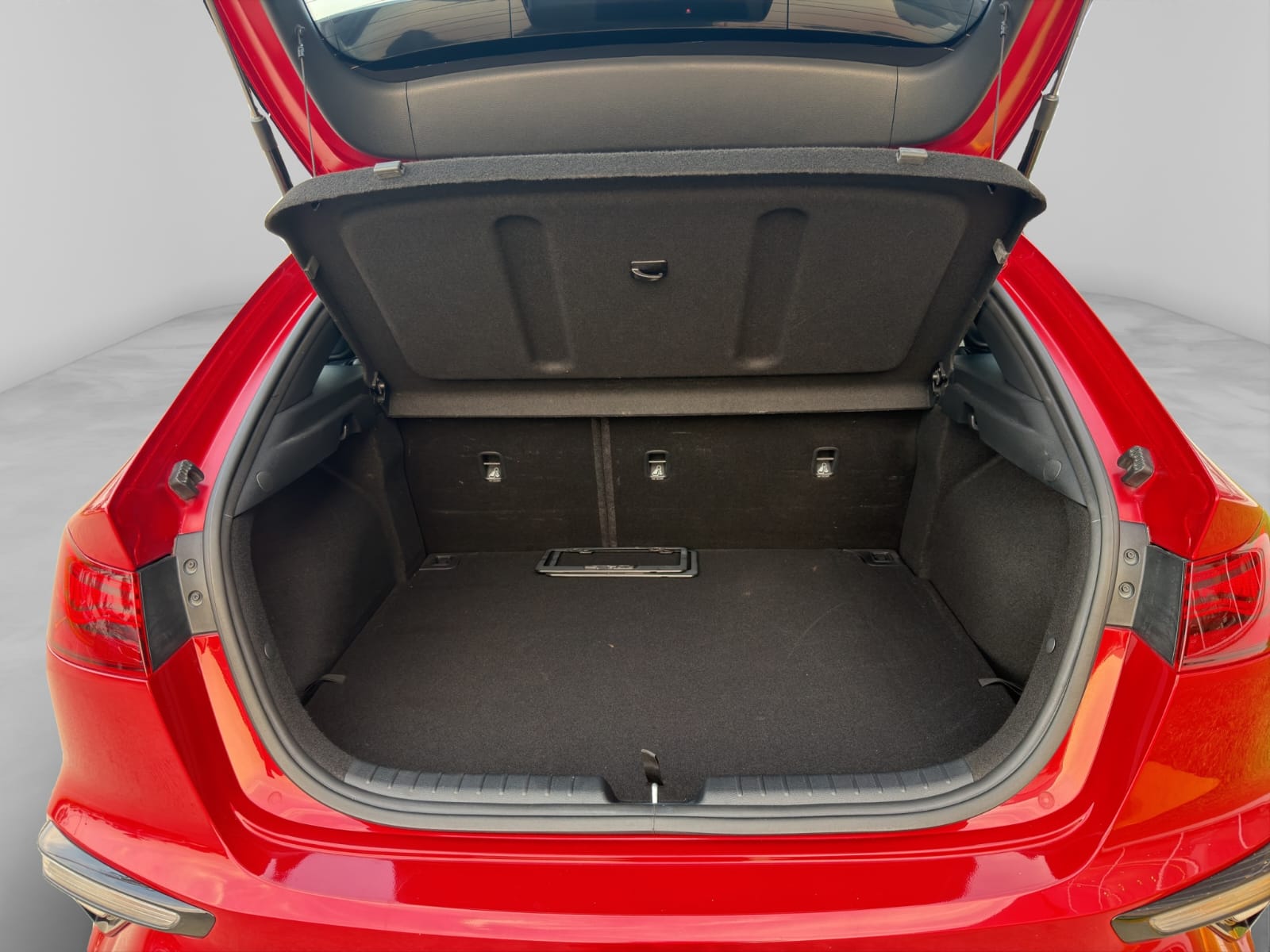 2022 Kia Forte 2.0 GT Line 4p At