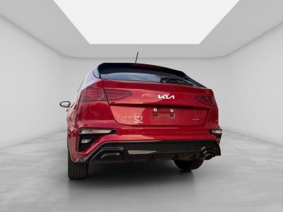 2022 Kia Forte 2.0 GT Line 4p At