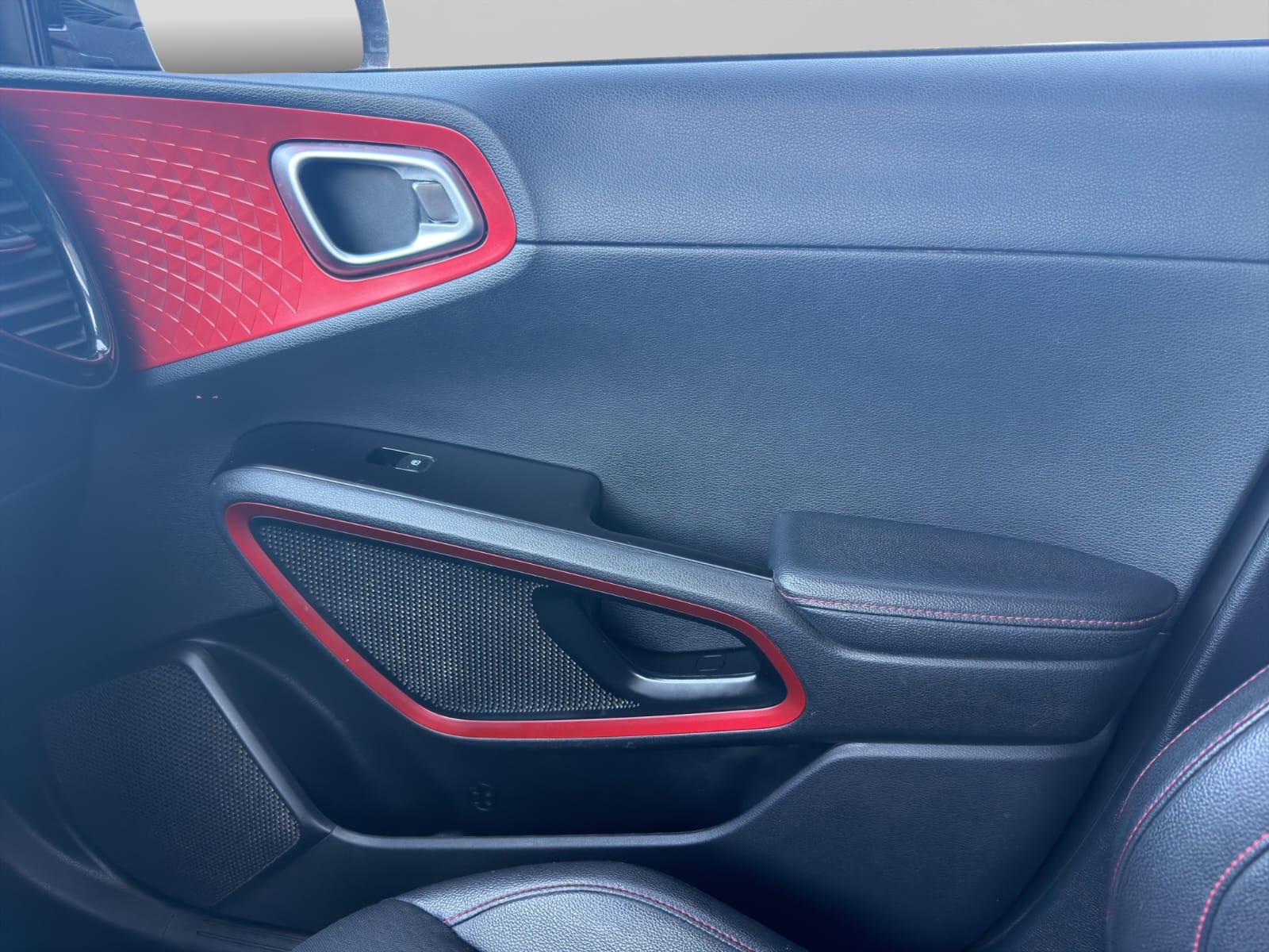 2023 Kia Soul 2.0 GT Line At