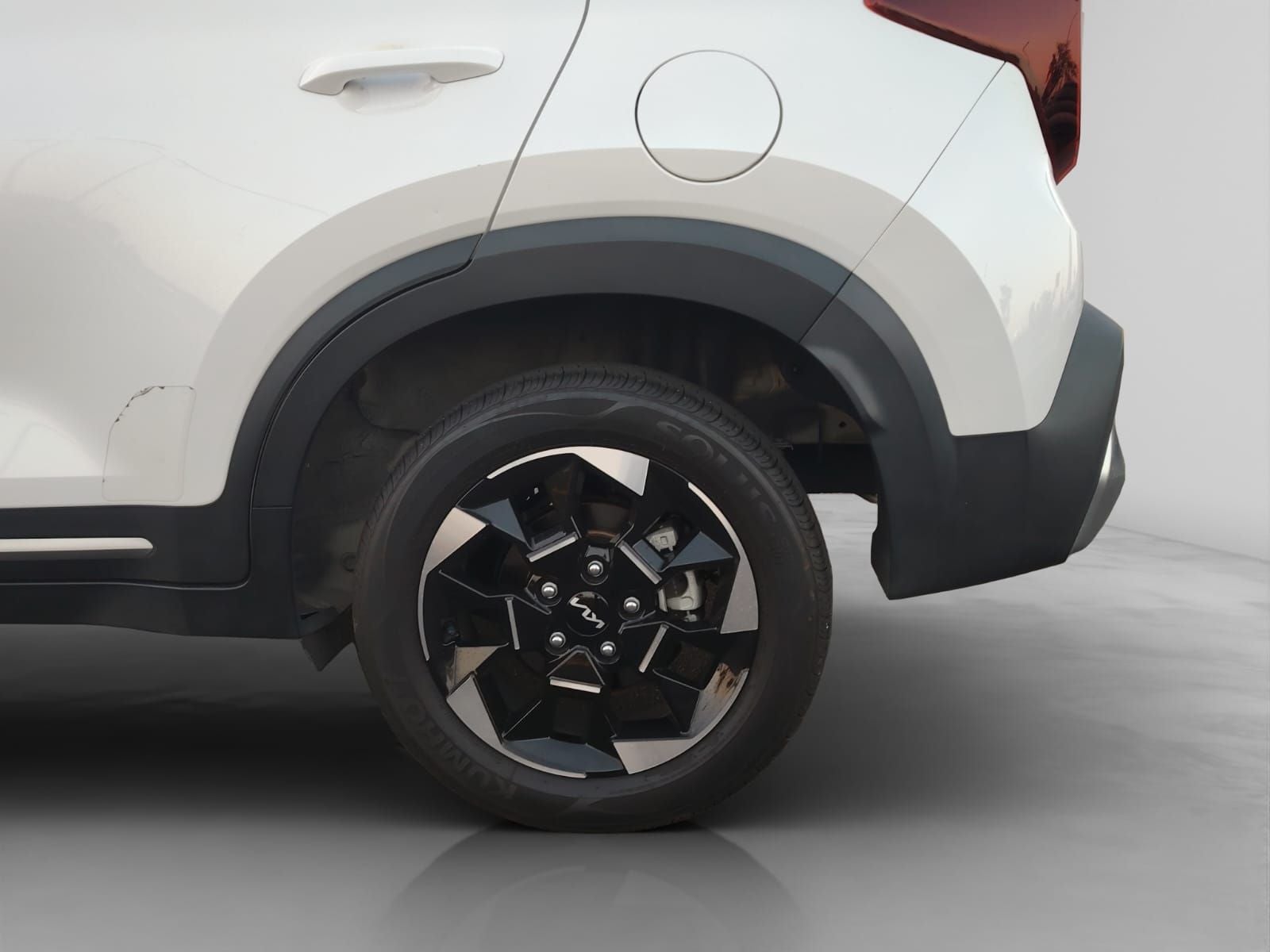 2024 Kia Sonet 1.5 Sx At