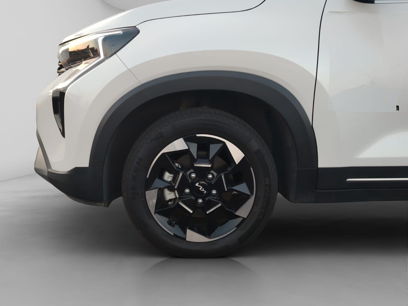 2024 Kia Sonet 1.5 Sx At