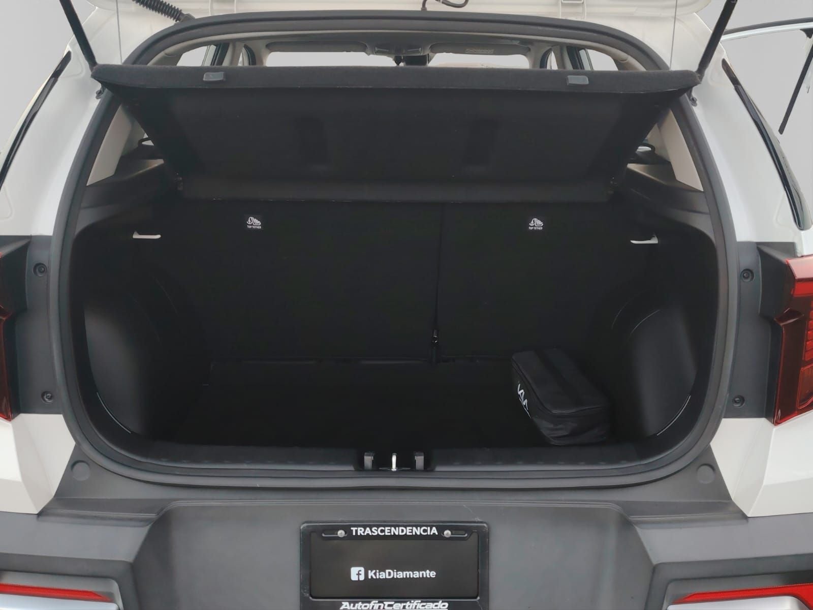 2024 Kia Sonet 1.5 Sx At