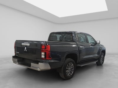 2025 Mitsubishi L200 2.4 Gls Cabina Doble 4x4 Diesel At