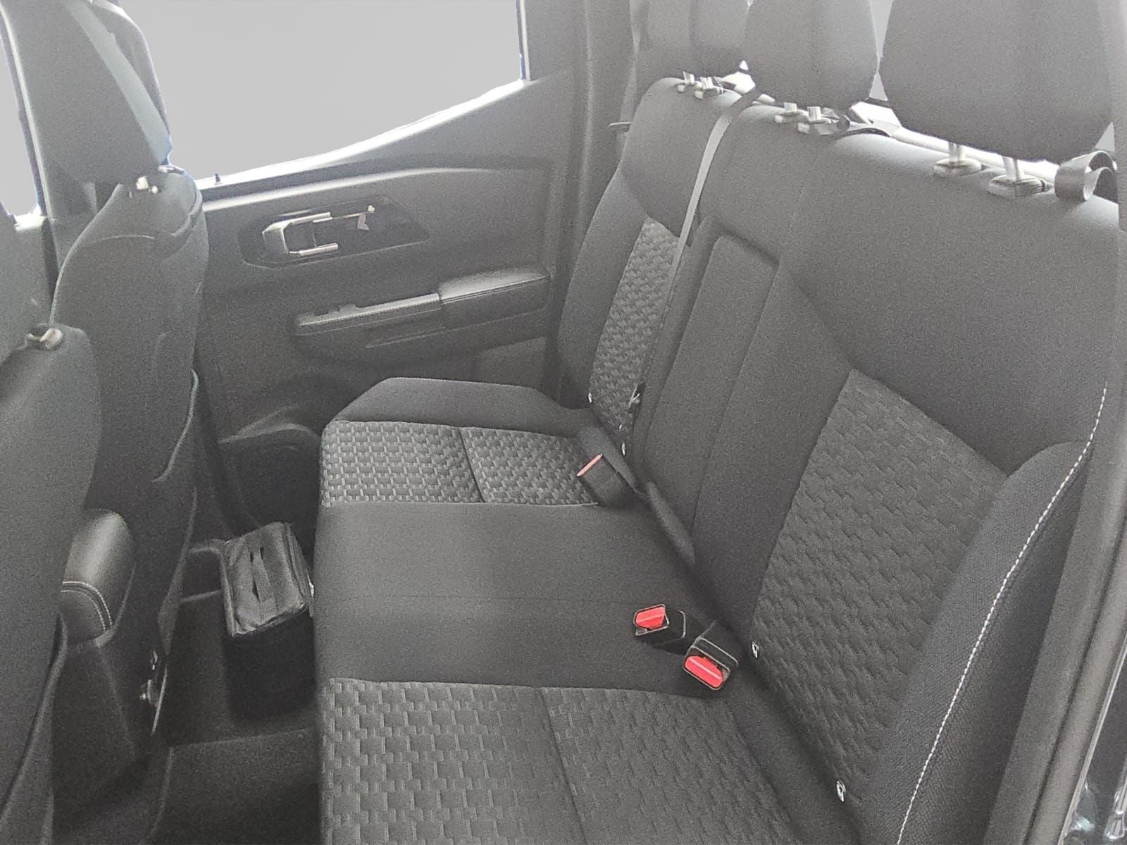 2025 Mitsubishi L200 2.4 Gls Cabina Doble 4x4 Diesel At