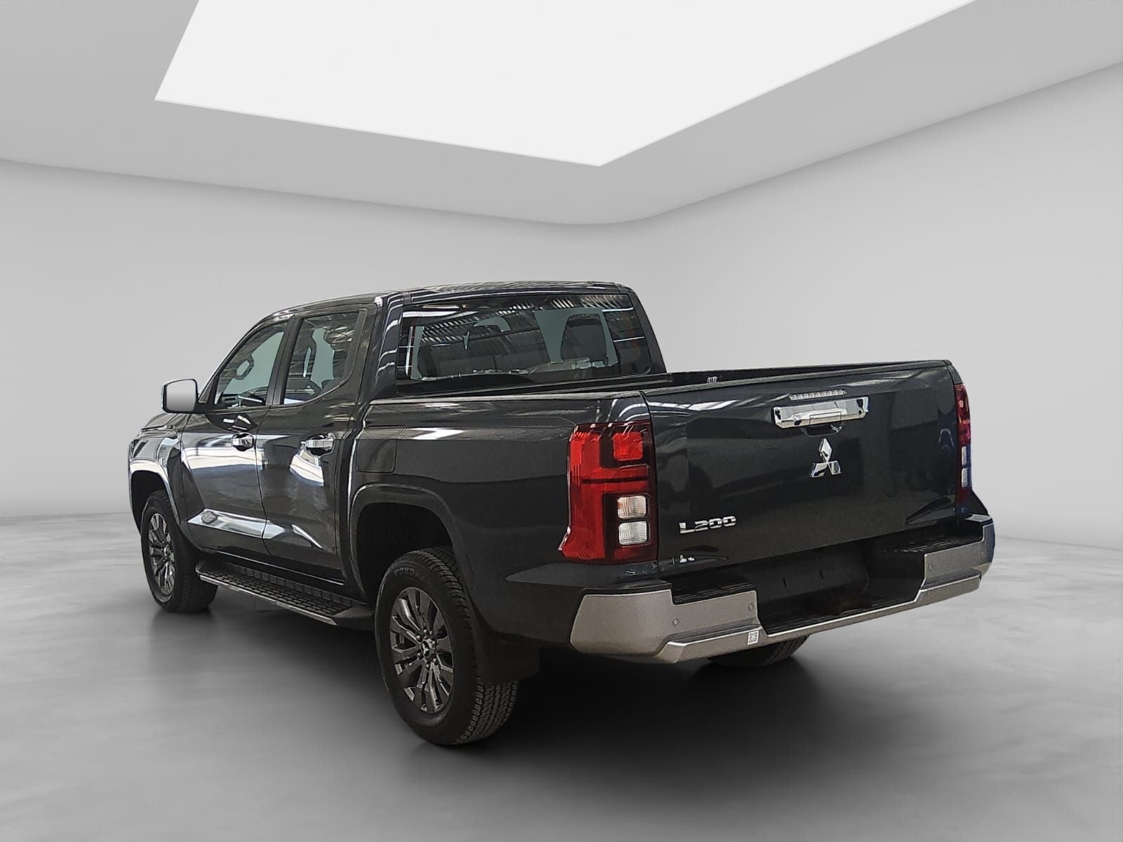 2025 Mitsubishi L200 2.4 Gls Cabina Doble 4x4 Diesel At