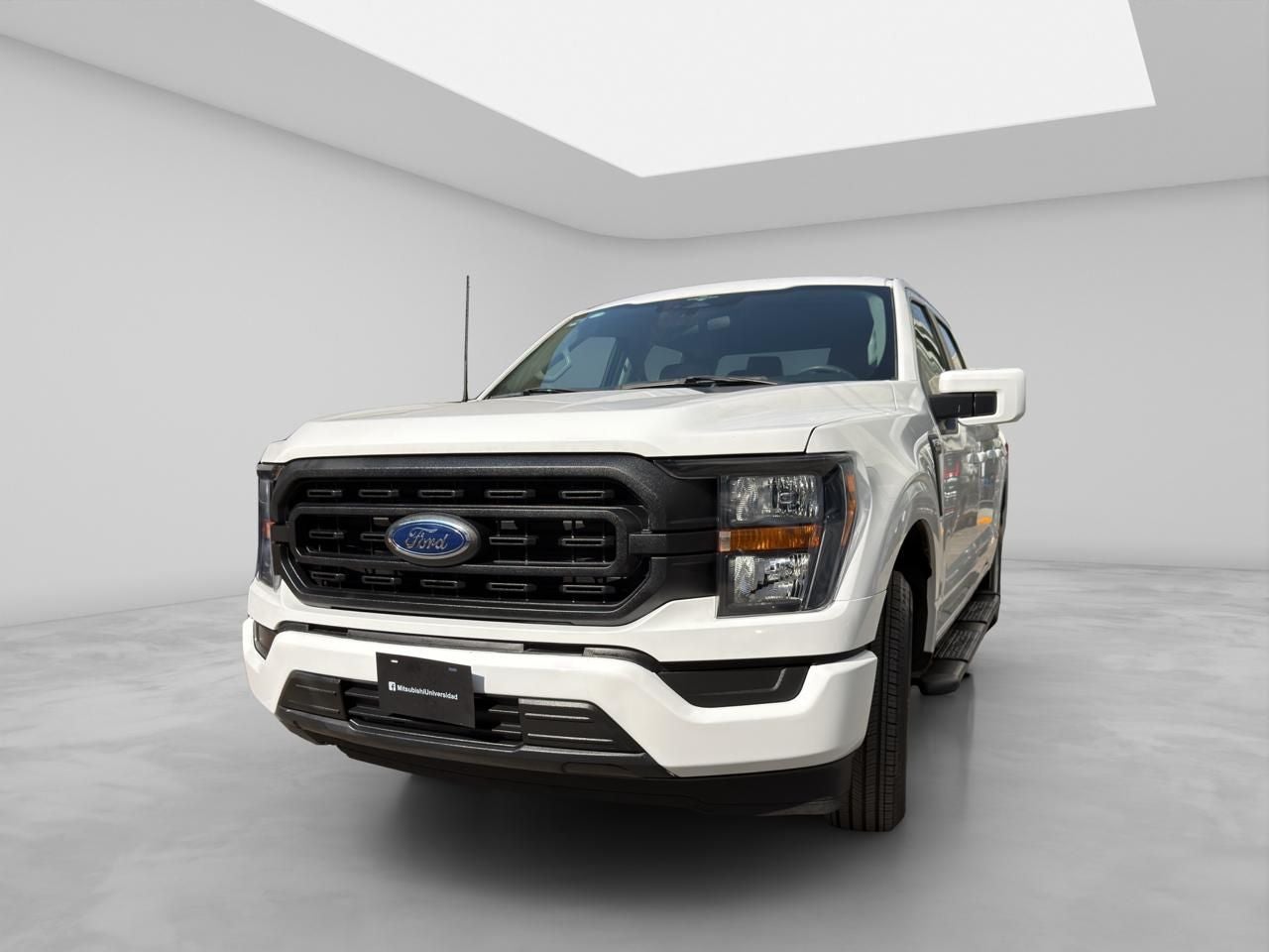 2023 Ford F-150 3.3 XL Doble Cabina V6 4x2 At