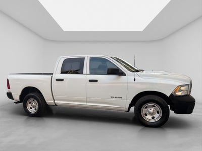 2022 RAM 1500 SLT Trabajo Crew Cab