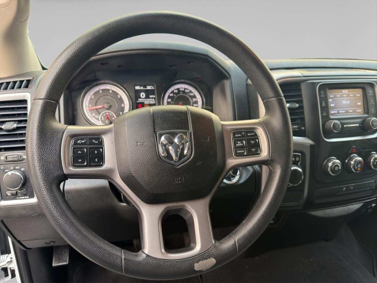 2022 RAM 1500 SLT Trabajo Crew Cab