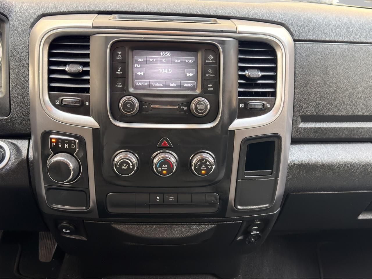 2022 RAM 1500 SLT Trabajo Crew Cab