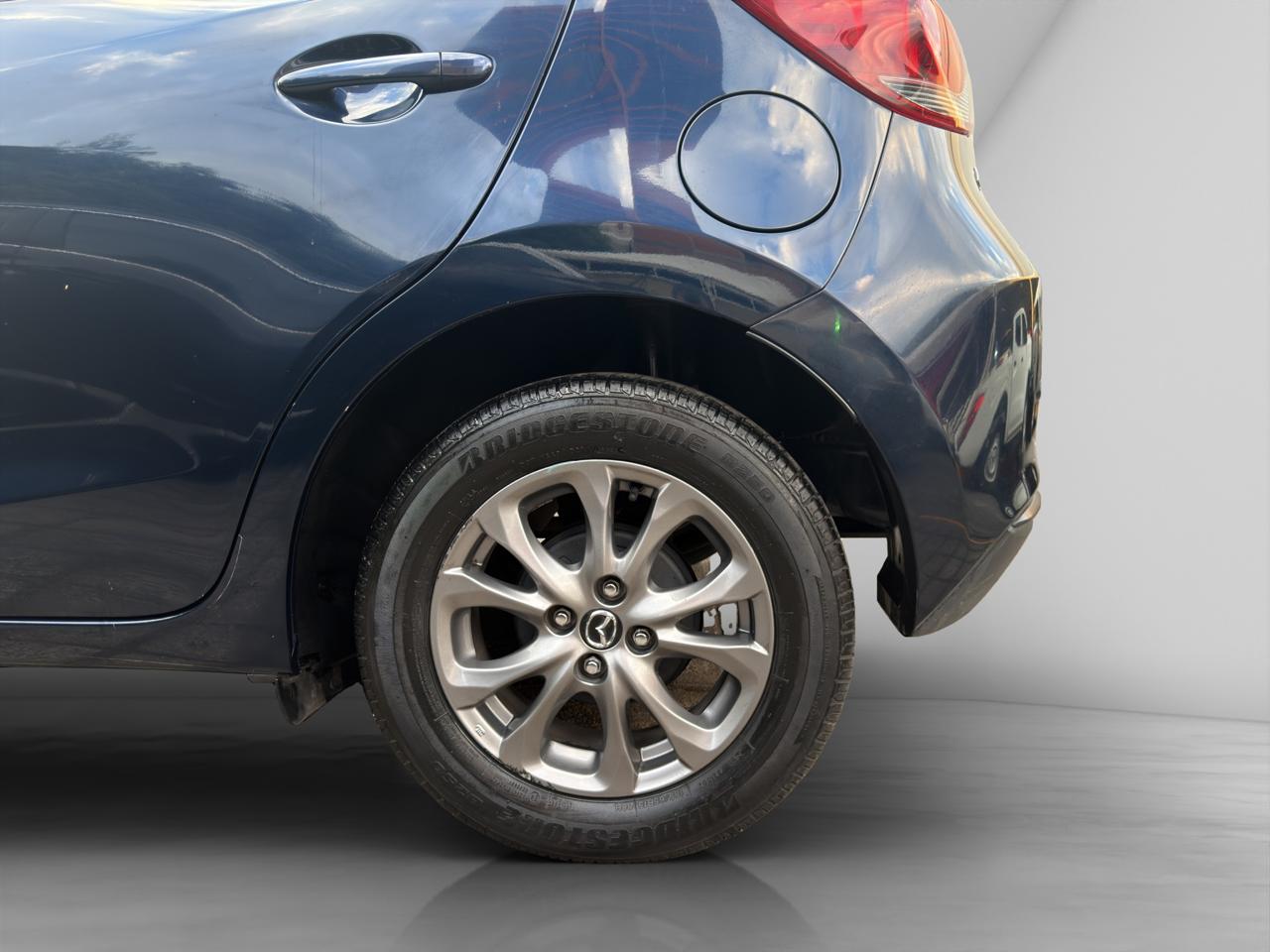 2021 Mazda Mazda 2 1.5 Touring 4p At