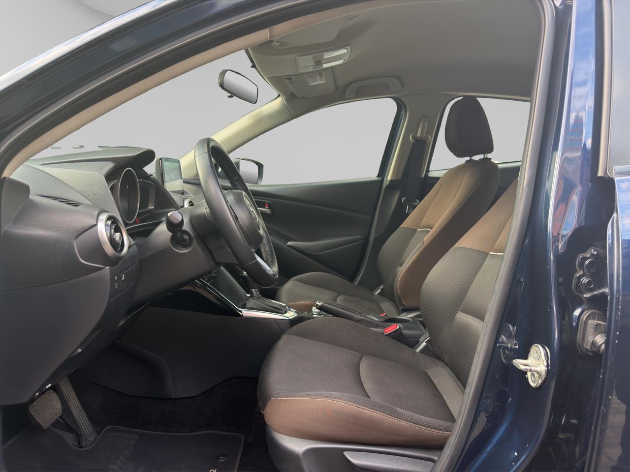 2021 Mazda Mazda 2 1.5 Touring 4p At