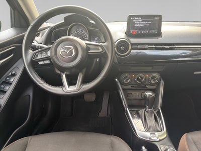 2021 Mazda Mazda 2 1.5 Touring 4p At