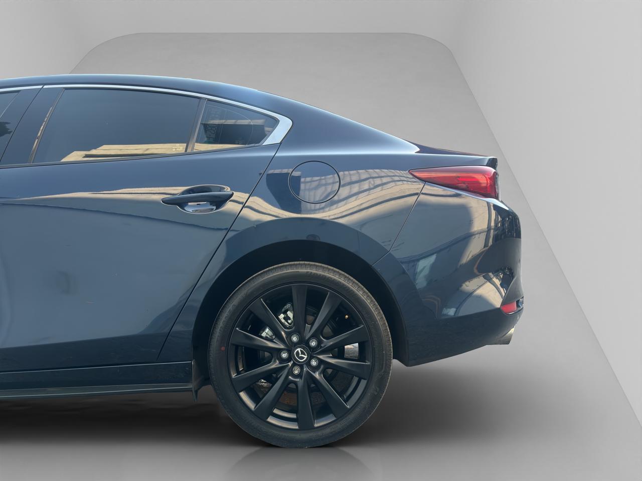 2025 Mazda Mazda 3 2.5 Signature Hb At