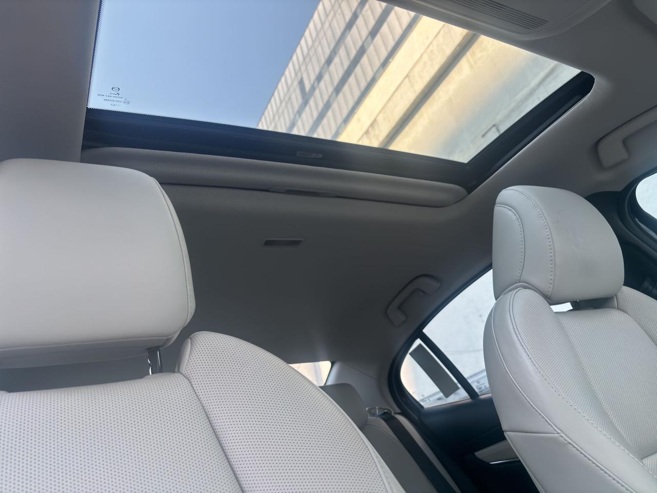 2025 Mazda Mazda 3 2.5 Signature Hb At