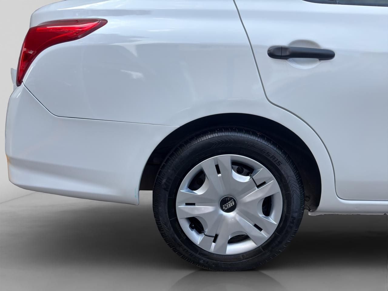 2020 Nissan Versa 1.6 V-Drive Mt