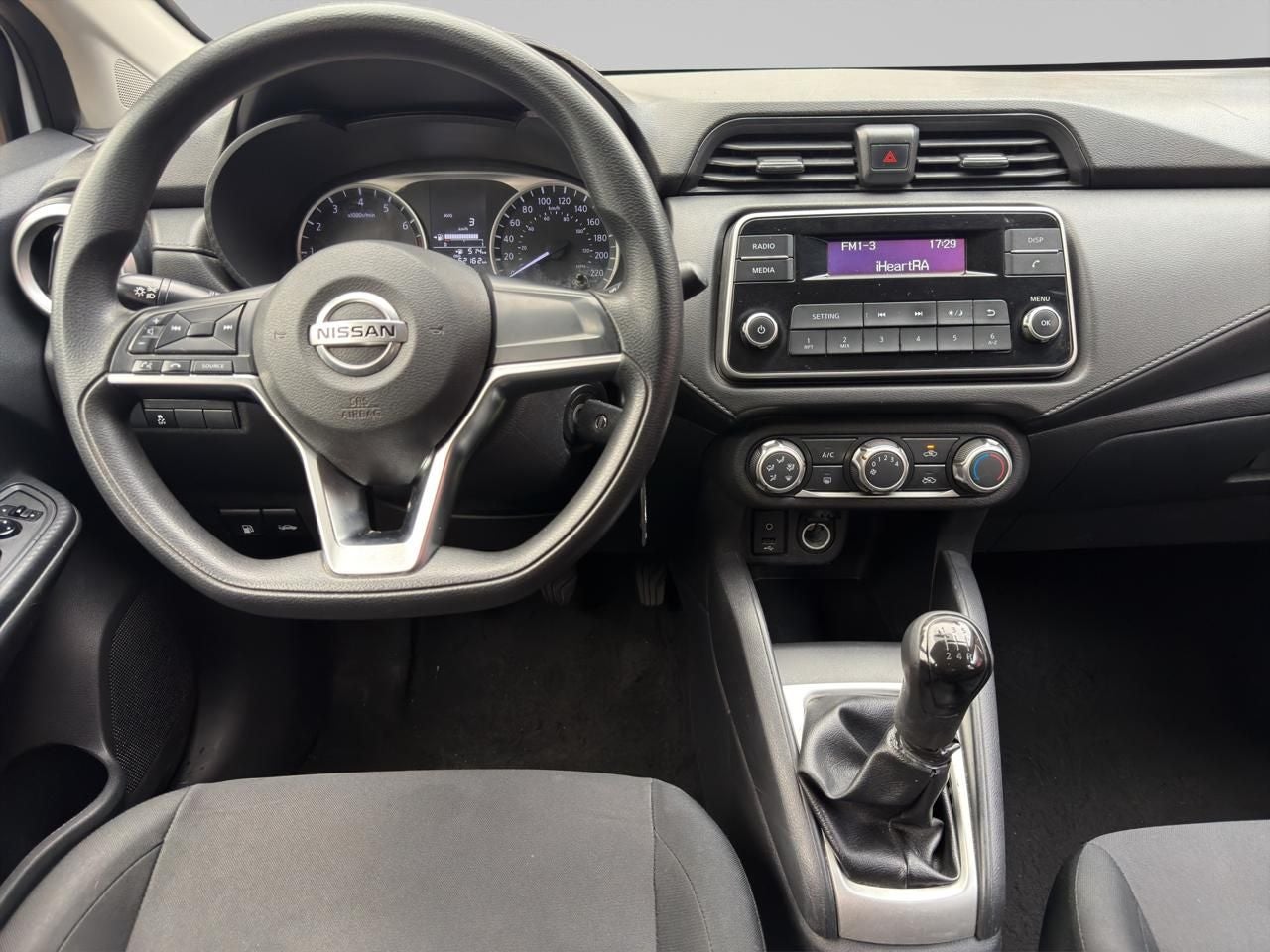 2022 Nissan Versa 1.6 Sense Mt