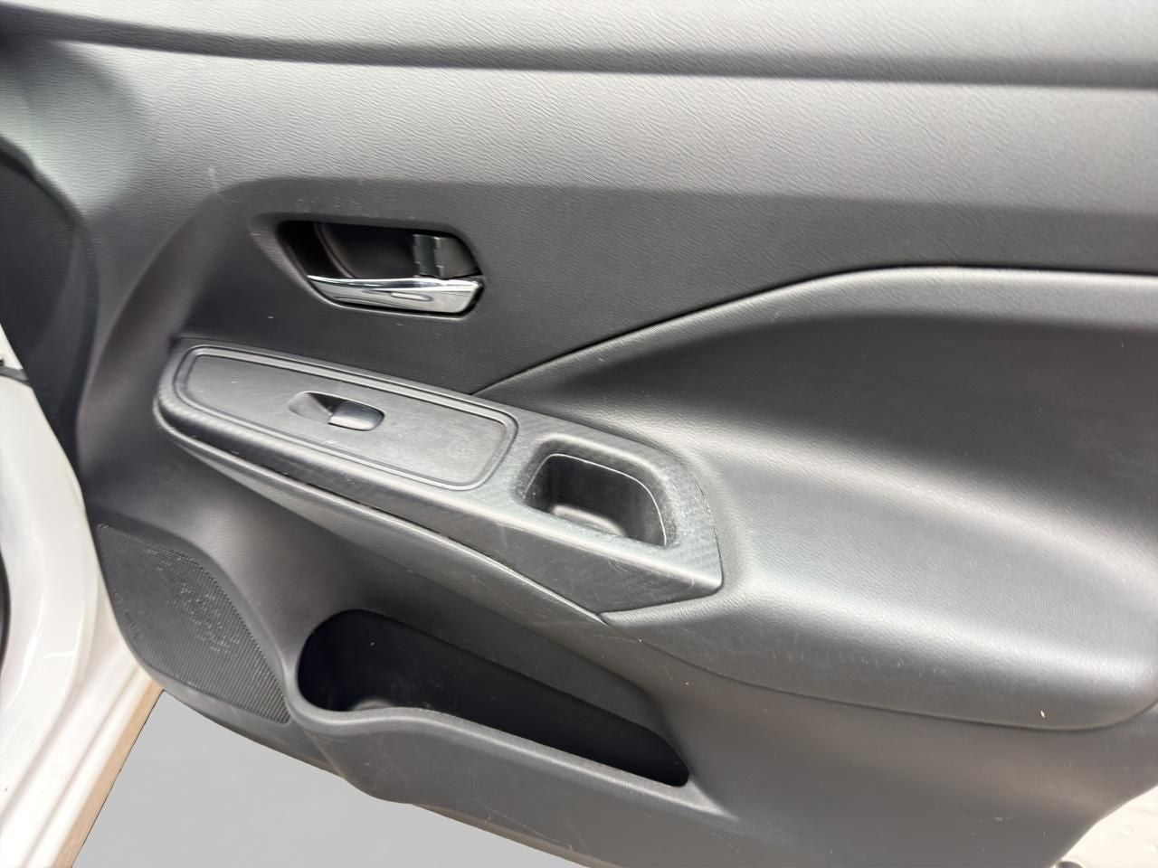 2022 Nissan Versa 1.6 Sense Mt