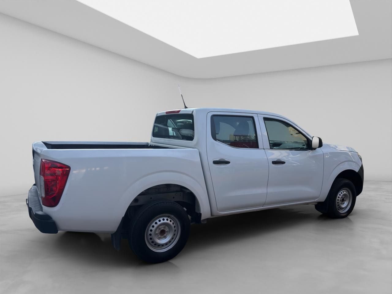 2020 Nissan NP300 Doble Cabina 2.5 SE Paq Seguridad Mt