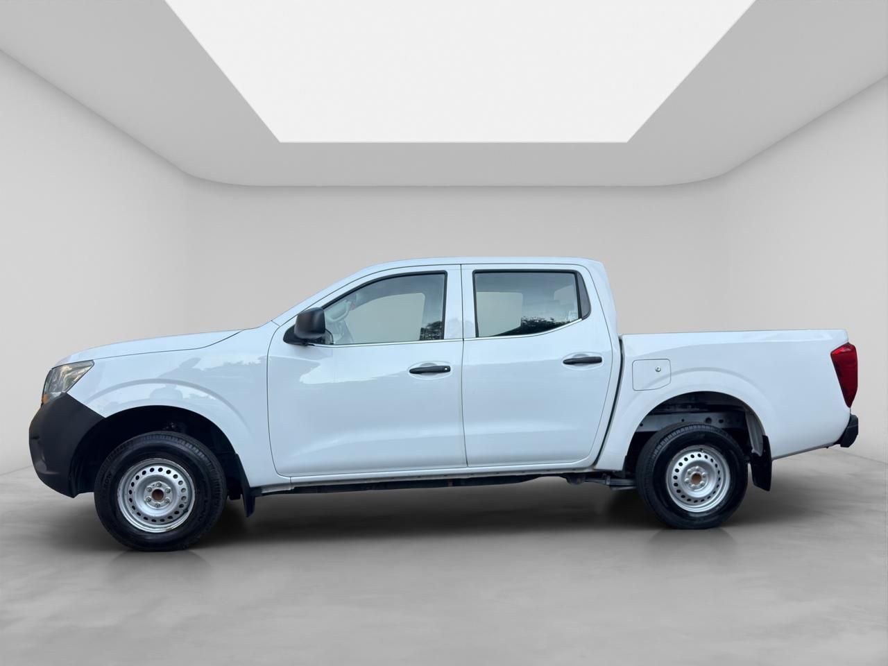 2020 Nissan NP300 Doble Cabina 2.5 SE Paq Seguridad Mt