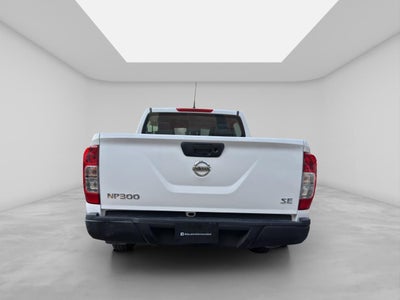 2020 Nissan NP300 Doble Cabina 2.5 SE Paq Seguridad Mt