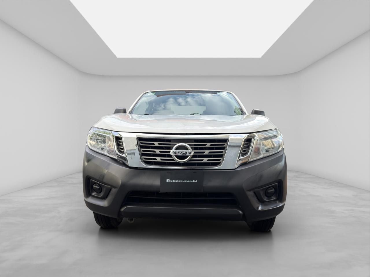 2020 Nissan NP300 Doble Cabina 2.5 SE Paq Seguridad Mt