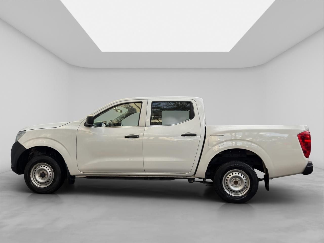 2020 Nissan NP300 Doble Cabina 2.5 SE Paq Seguridad Mt