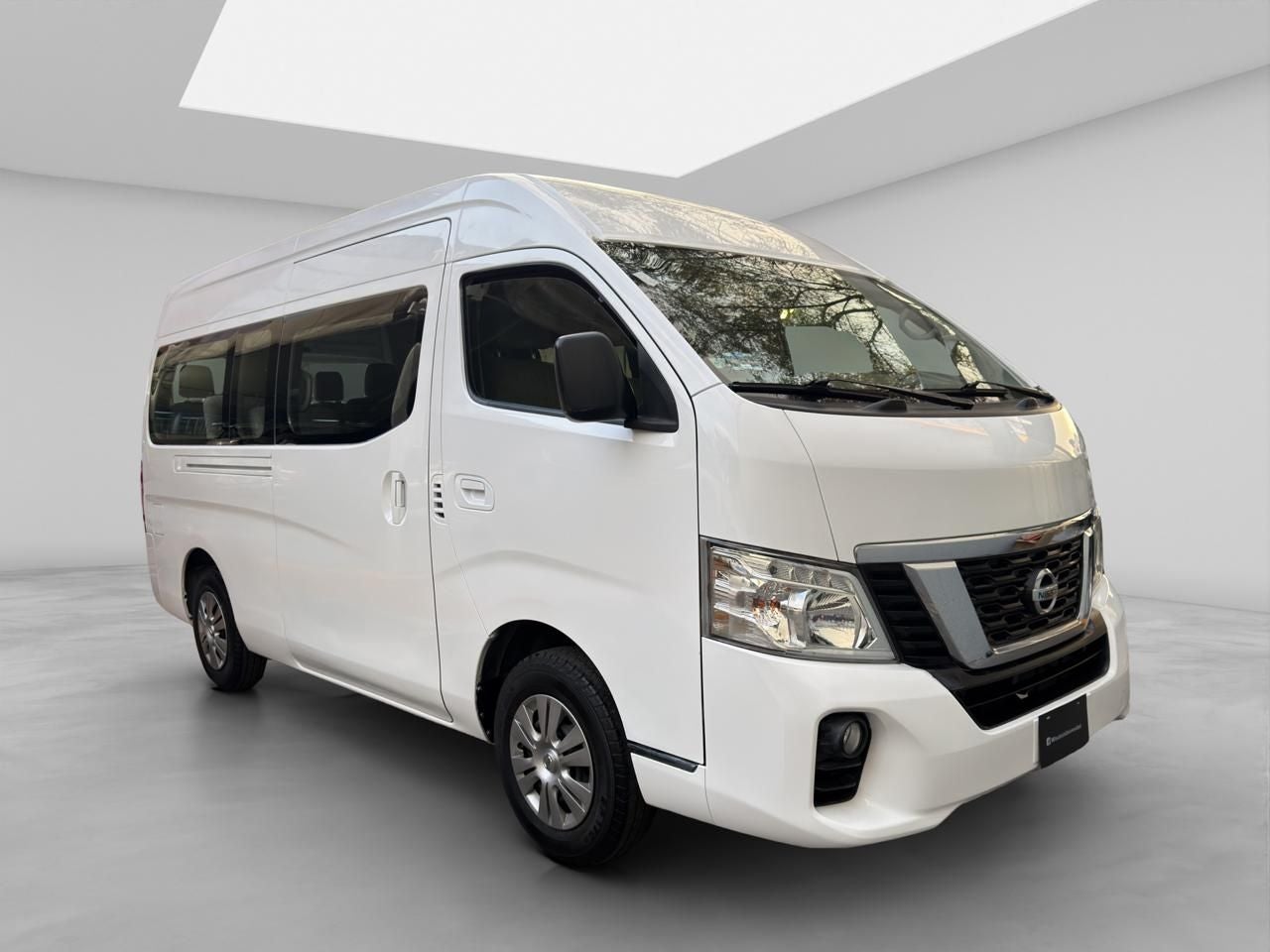 2023 Nissan Urvan 2.5 14 Pasajeros Amplia AA Mt