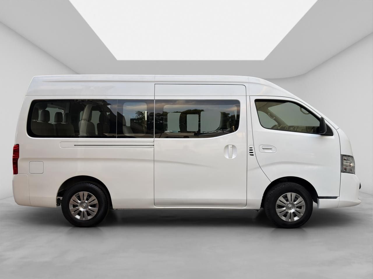 2023 Nissan Urvan 2.5 14 Pasajeros Amplia AA Mt