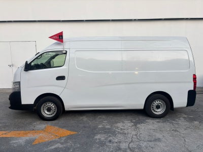 2022 Nissan Urvan 2.5 Panel Ventanas Amplia Paquete Seguridad Mt