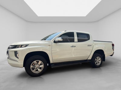 2023 Mitsubishi L200 2.4 Glx Cabina Doble 4x2 Mt