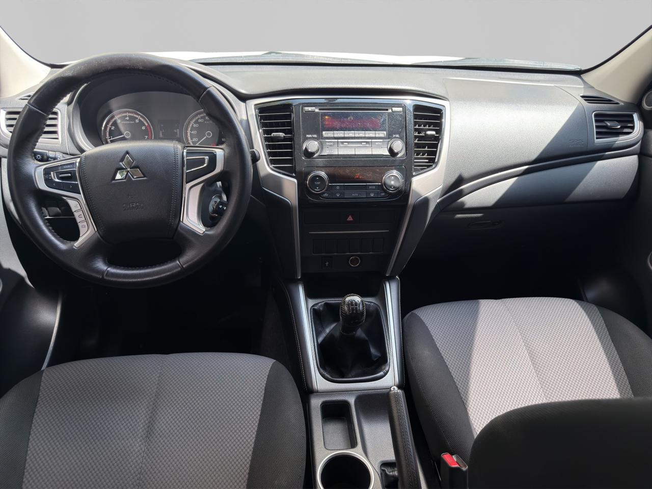 2023 Mitsubishi L200 2.4 Glx Cabina Doble 4x2 Mt