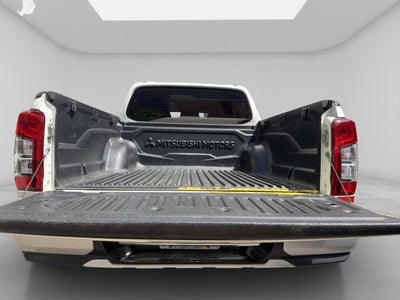 2023 Mitsubishi L200 2.4 Glx Cabina Doble 4x2 Mt