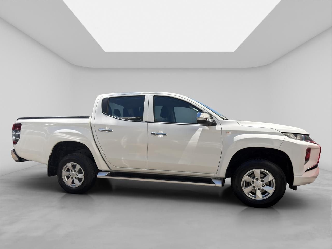 2022 Mitsubishi L200 2.4 GLX 4x2 Mt