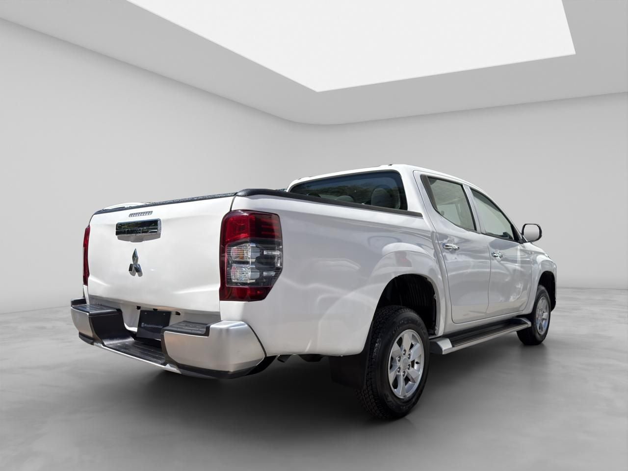 2022 Mitsubishi L200 2.4 GLX 4x2 Mt